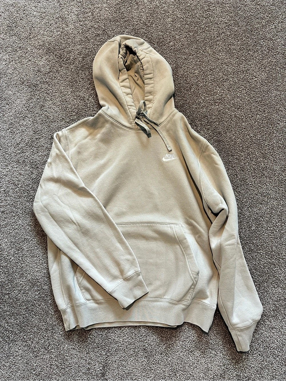Nike Sportswear Club Fleece Pullover Hoodie Cream